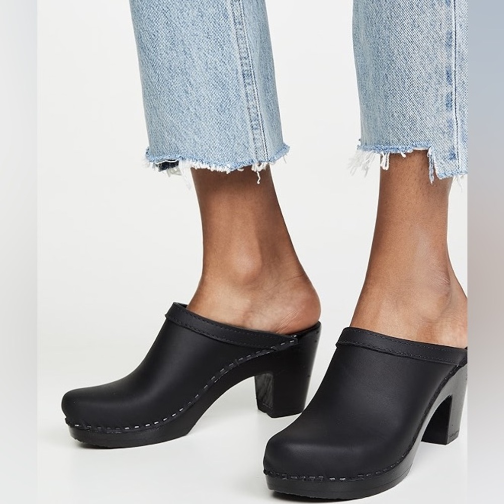 No. 6 Old School High Heel Clogs